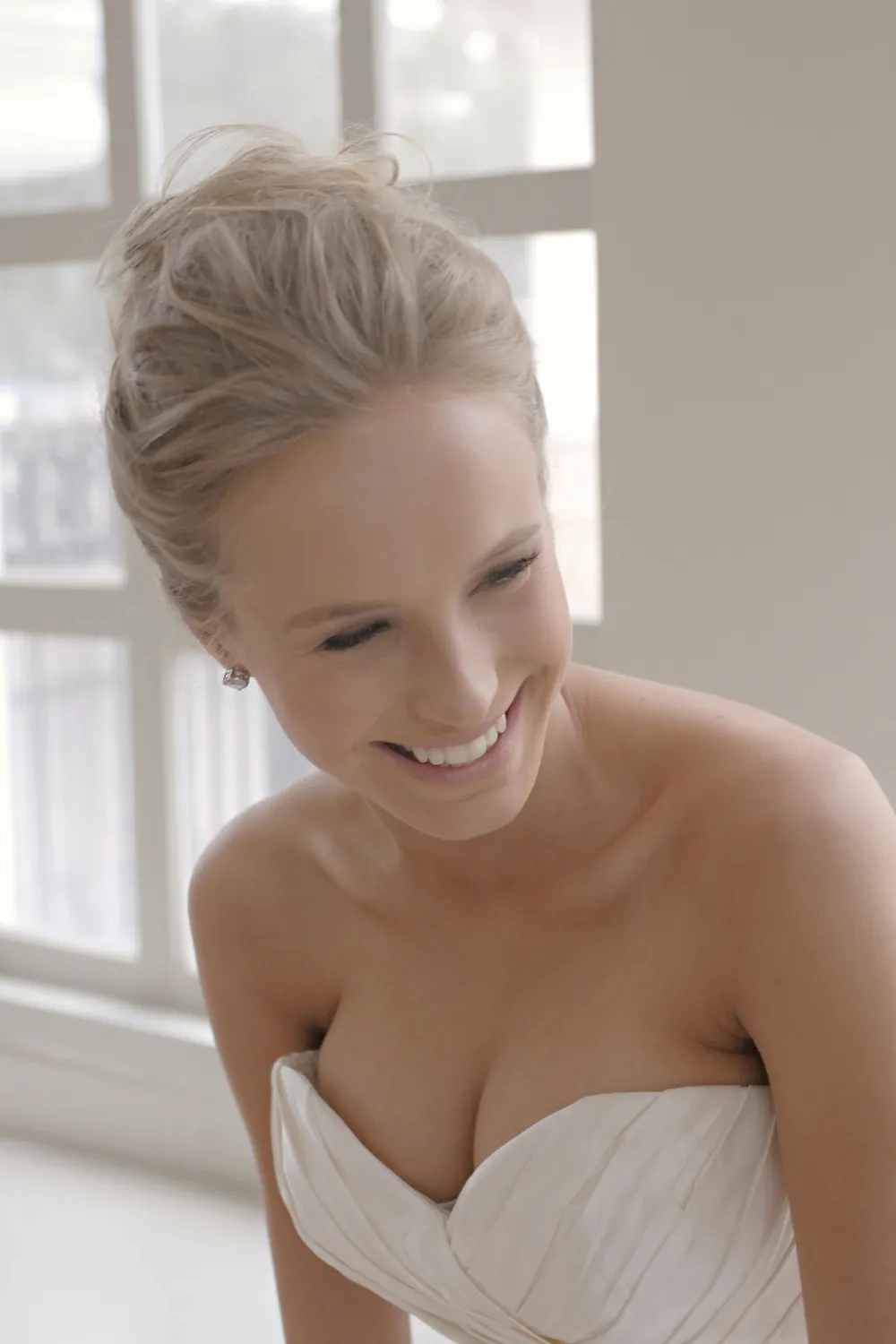 Prueba previa de peinado y maquillaje de novia con EVOCA